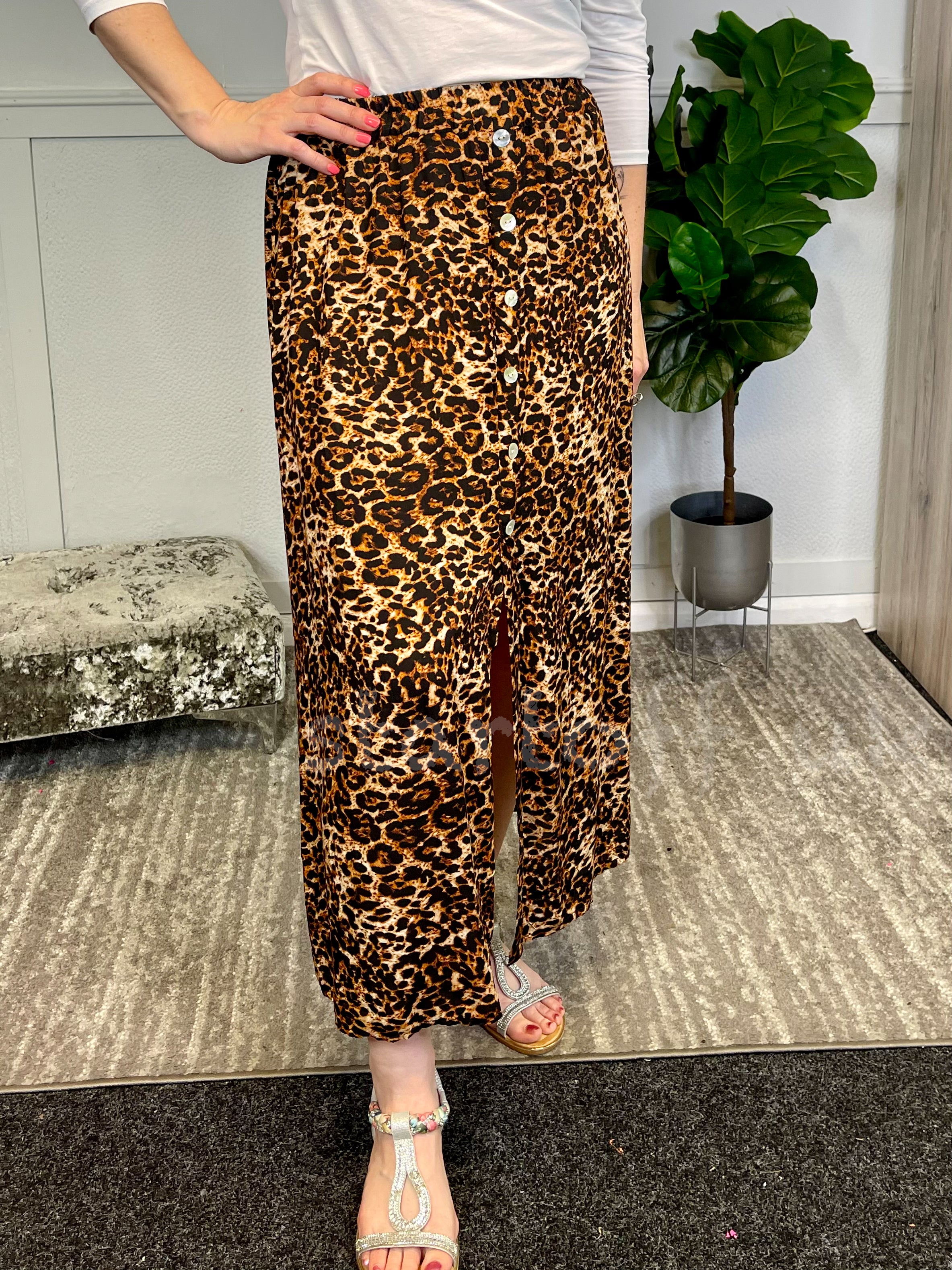 Dane Leopard Skirt